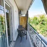 Oda ve Kahvaltı Namuri 4*